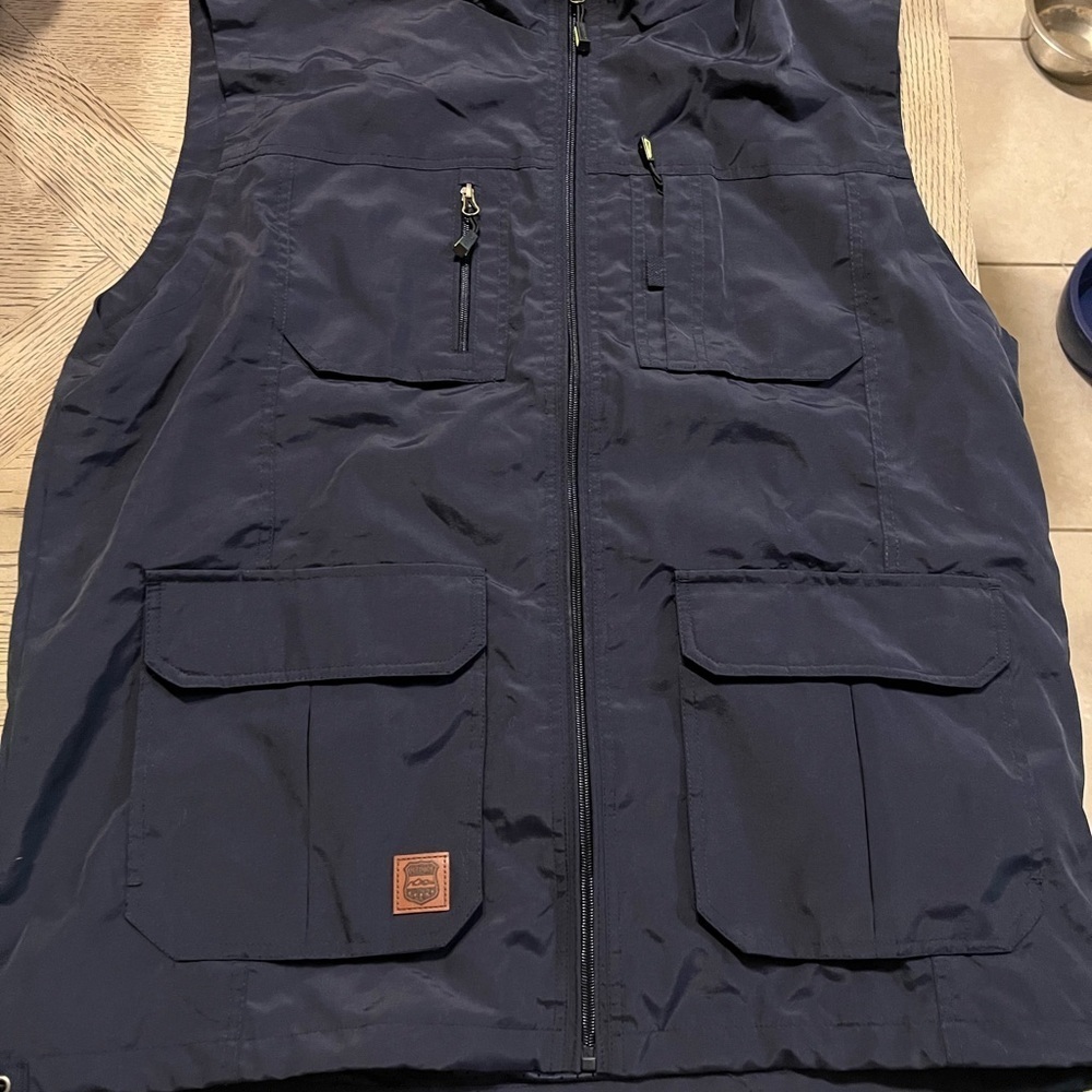 Mens outdoor vest size Xl